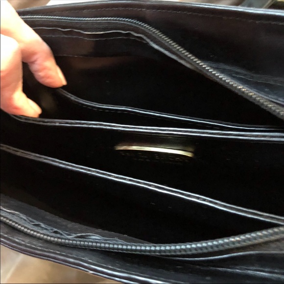 AUTHENTIC Vintage Givenchy! Look NEW! A MUST SEE! - Picture 8 of 8